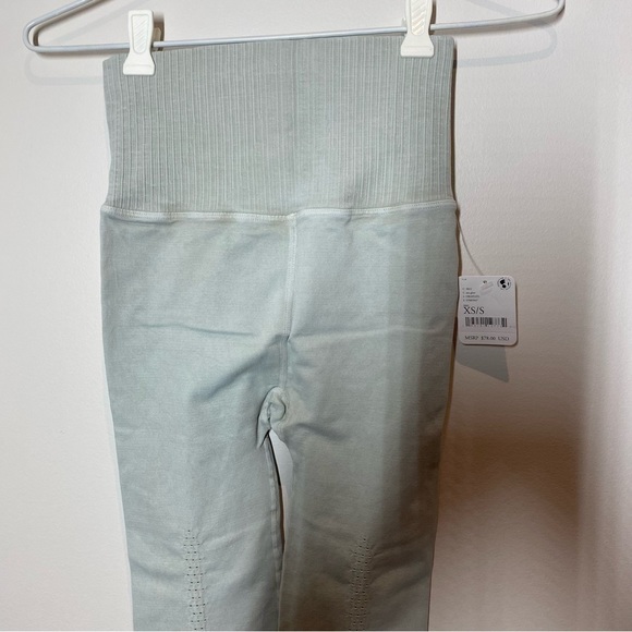 NWT Free People Movement Good Karma Leggings in Sea Glass size XS/S - Picture 8 of 10